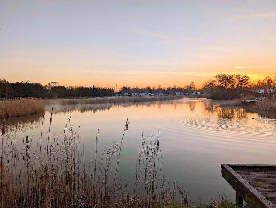 Lakeside View ウィスベック エクステリア 写真